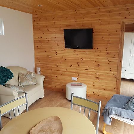 Acorn Camping And Caravan Park Llantwit Major Esterno foto