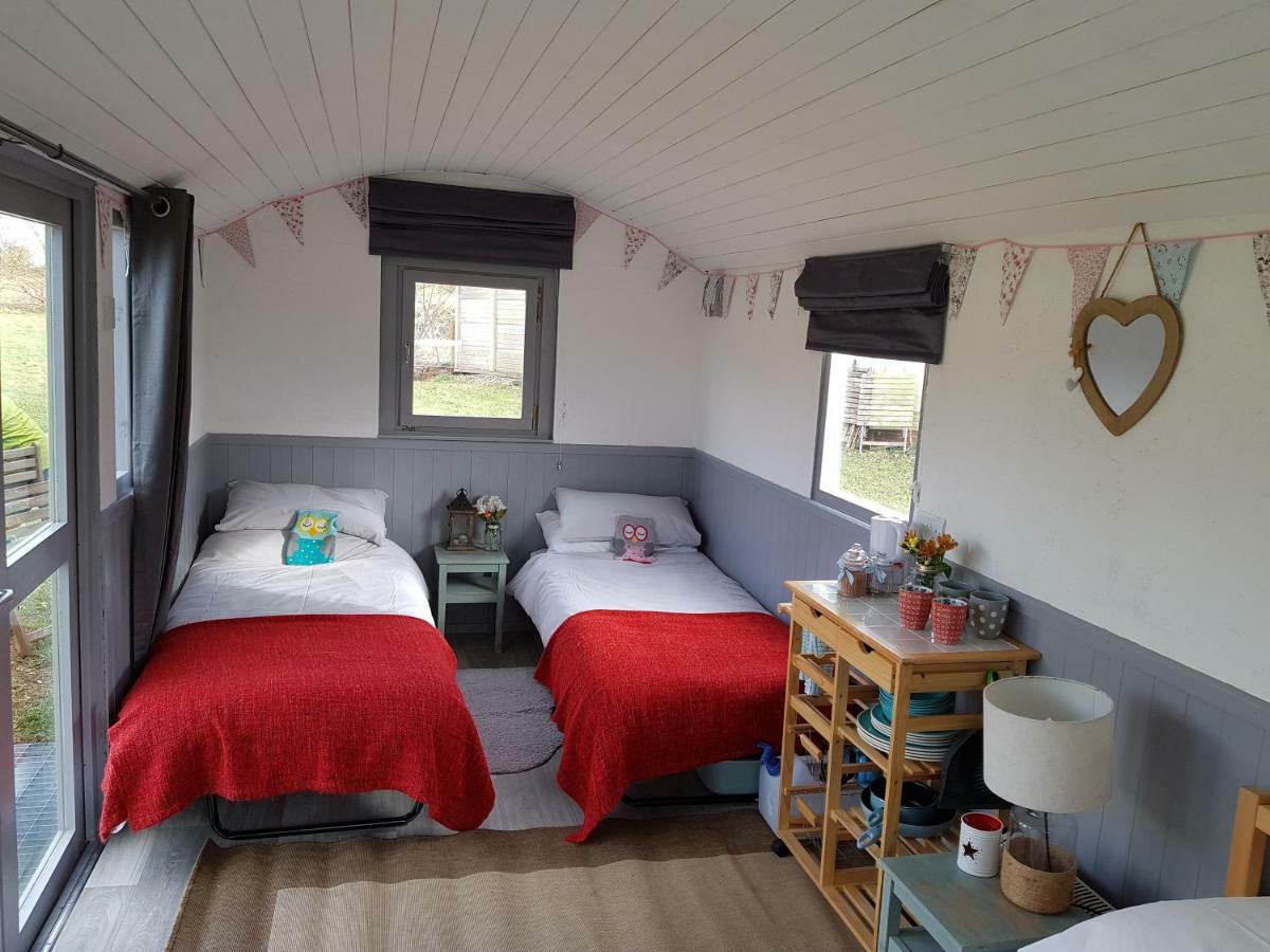 Acorn Camping And Caravan Park Llantwit Major Esterno foto
