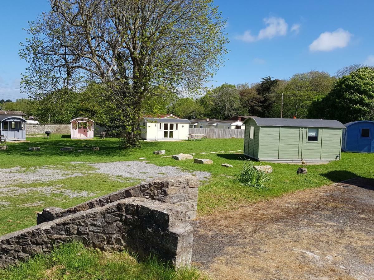 Acorn Camping And Caravan Park Llantwit Major Esterno foto