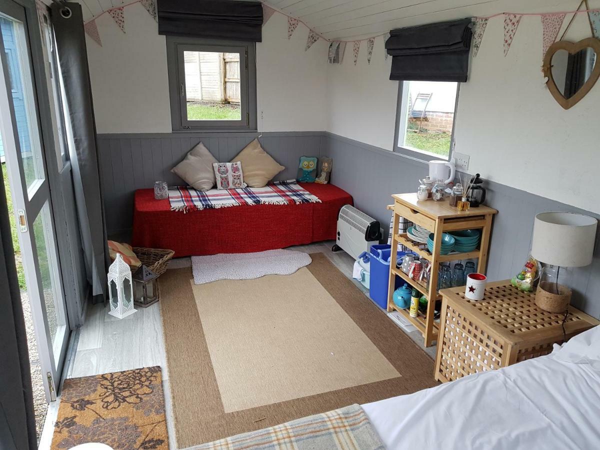 Acorn Camping And Caravan Park Llantwit Major Esterno foto