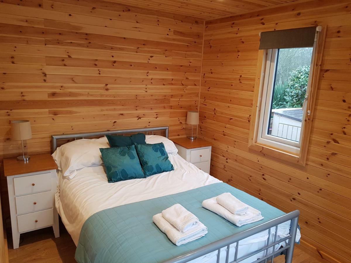 Acorn Camping And Caravan Park Llantwit Major Esterno foto