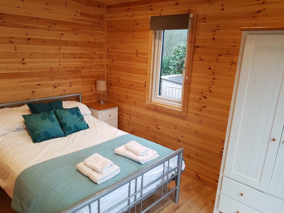 Acorn Camping And Caravan Park Llantwit Major Esterno foto