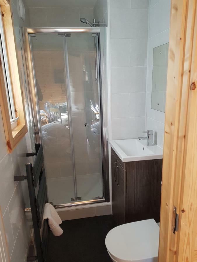 Acorn Camping And Caravan Park Llantwit Major Esterno foto